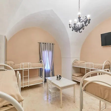 ベッド・アンド・ブレックファスト Made First